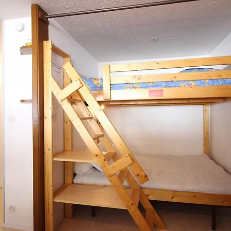 F2 Au Pied Des Pistes Avec Balcon, Parking Et Local A Skis - Fr-1-415-62 Apartamento
